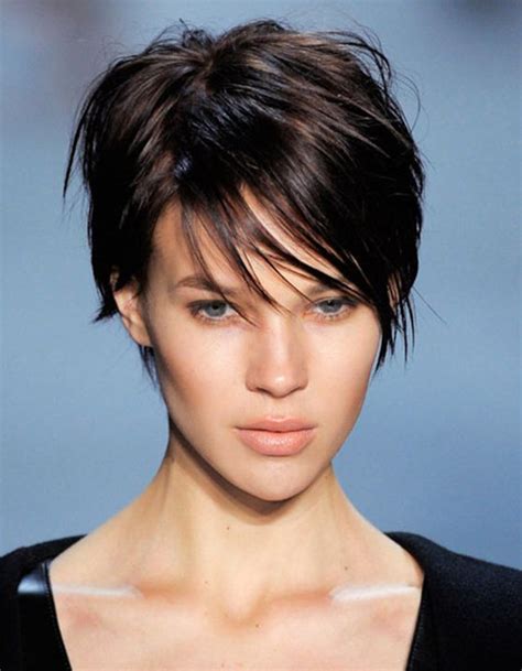 dégradé coupe courte femme|Coupes courtes dégradées femme : 10 coiffures modernes et